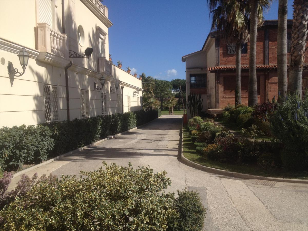 Al Boschetto Castel Volturno Exterior foto